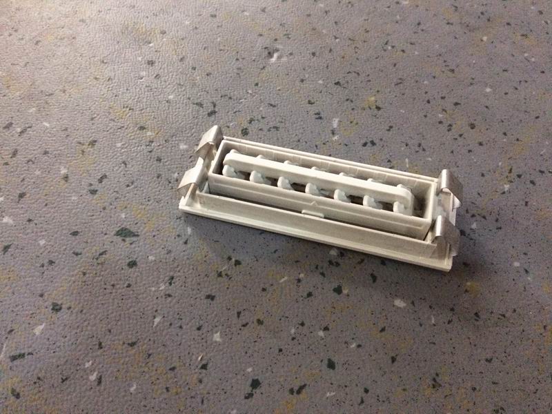 финансовый год 120E воздухозаборник с одной проушиной, длинная полоска, Белый Рейн PT 11-4800