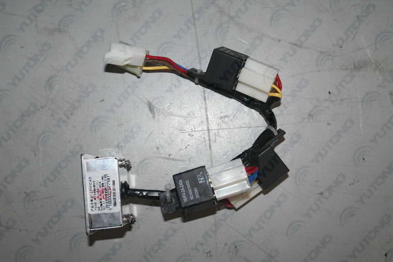 D DLQ2-074A manipulator assembly