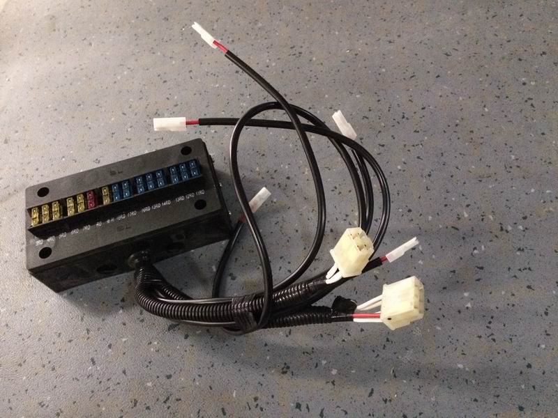 BFFD06G-056D-1 fuse box assembly-1