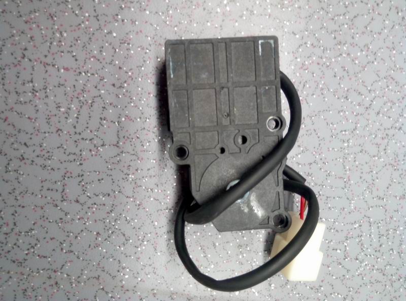 Shampoo actuator-1