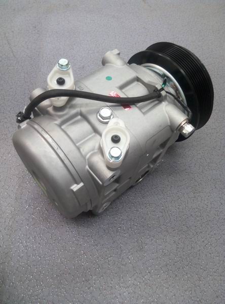 Compressor (TM-31 on the outlet, 8PK)