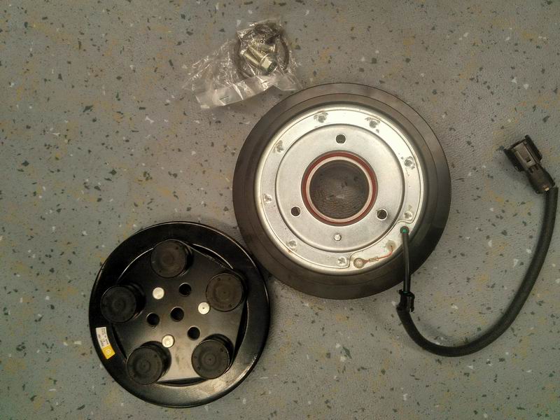 TM31-B-158 slot clutch-3