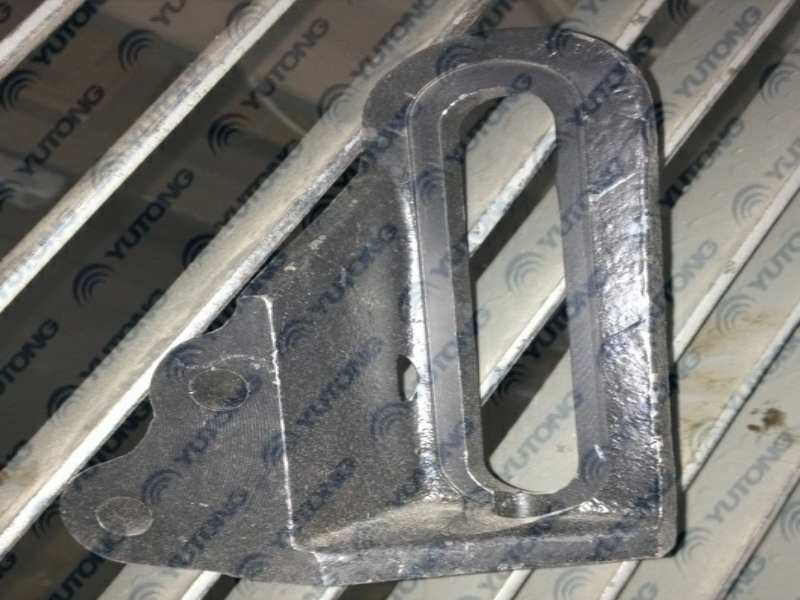 Air conditioning adjustment bracket