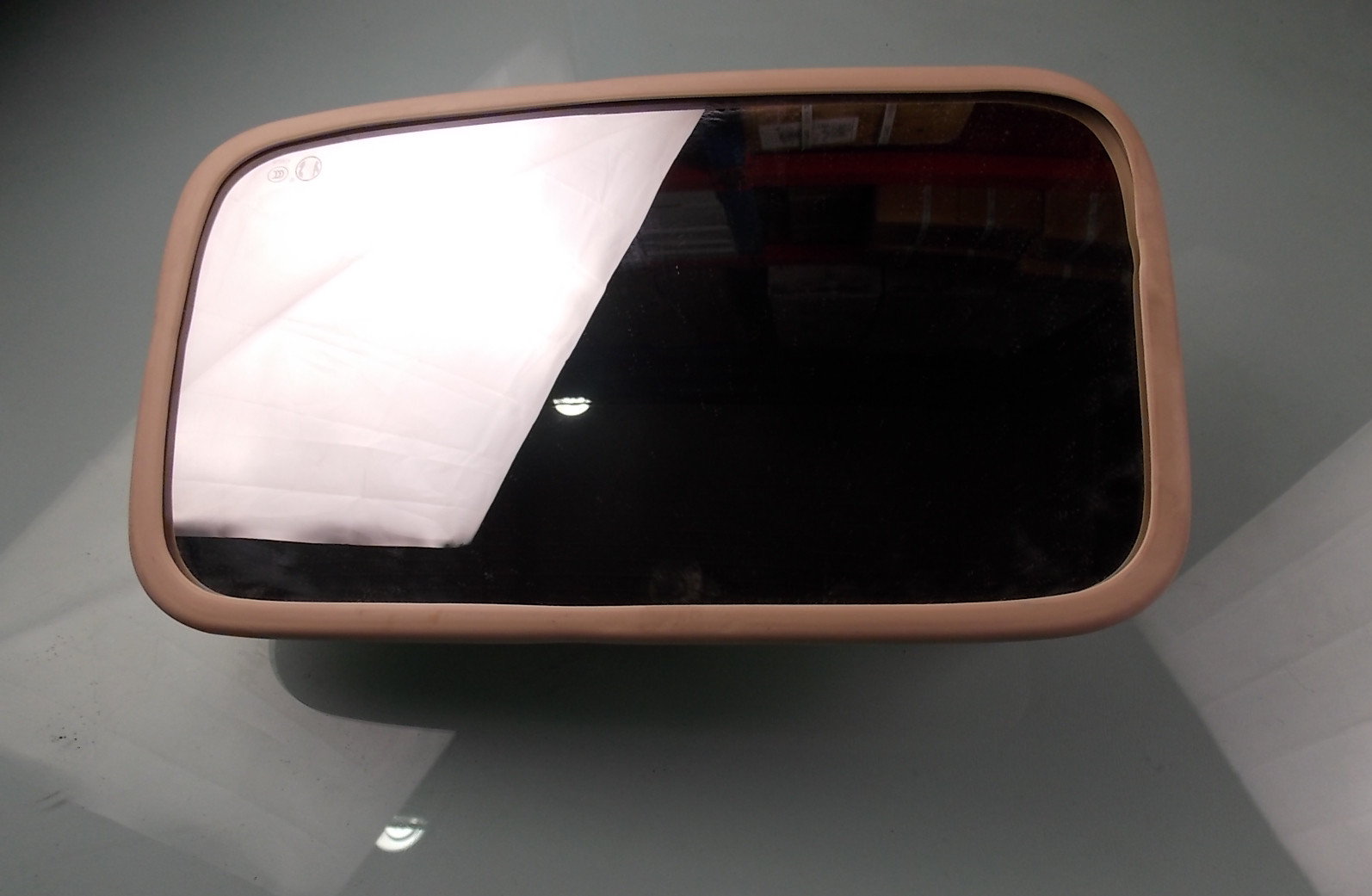 Прямоугольный выпуклый эндоскоп 317 * 182 светло-серый и белый