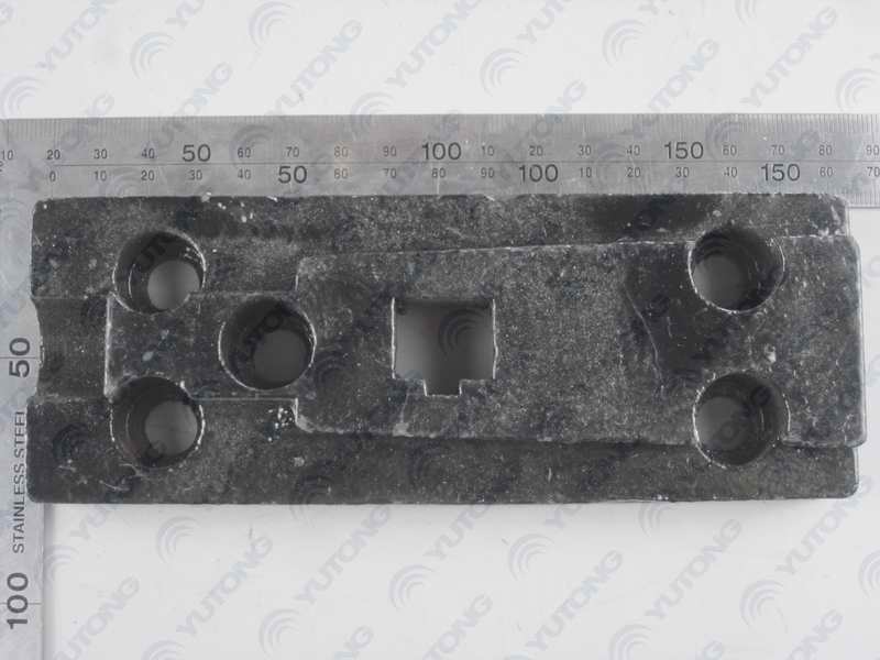 Reverse mirror base plug-2
