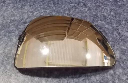 Lower view mirror lens-right