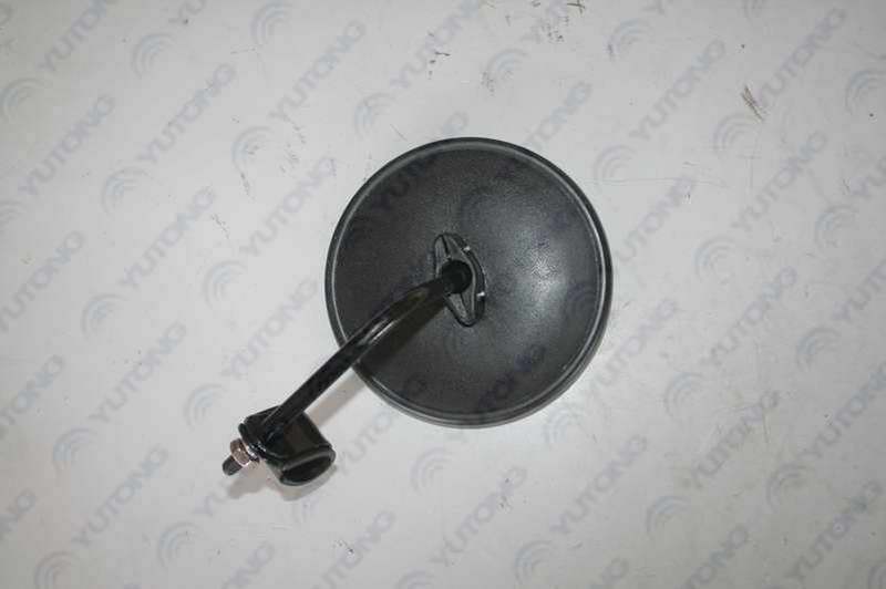 Front door blind mirror assembly