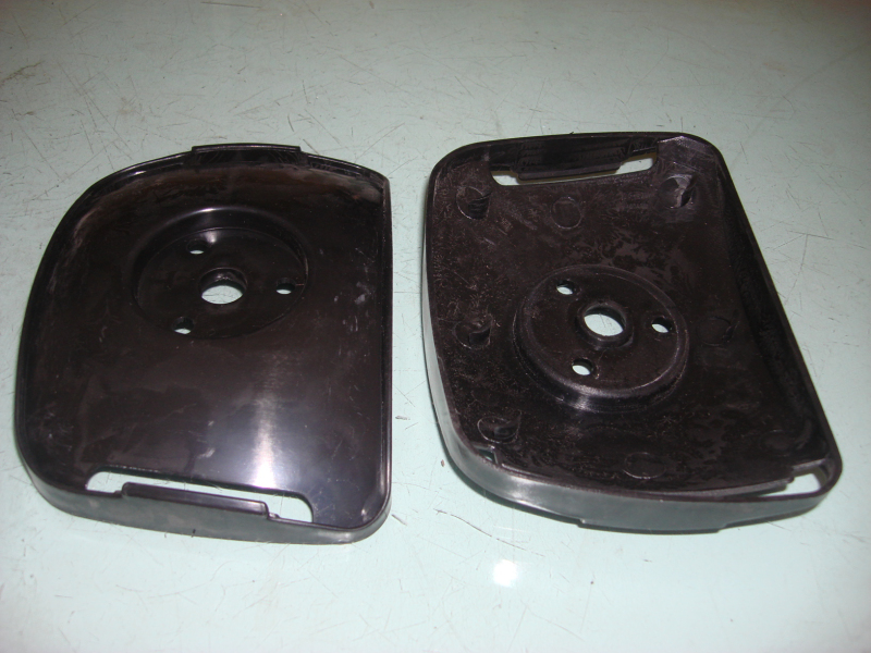 Blind spot mirror pedal under main mirror-1