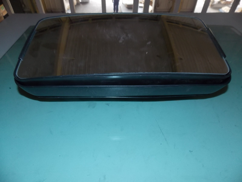 Основная линза в сборе справа