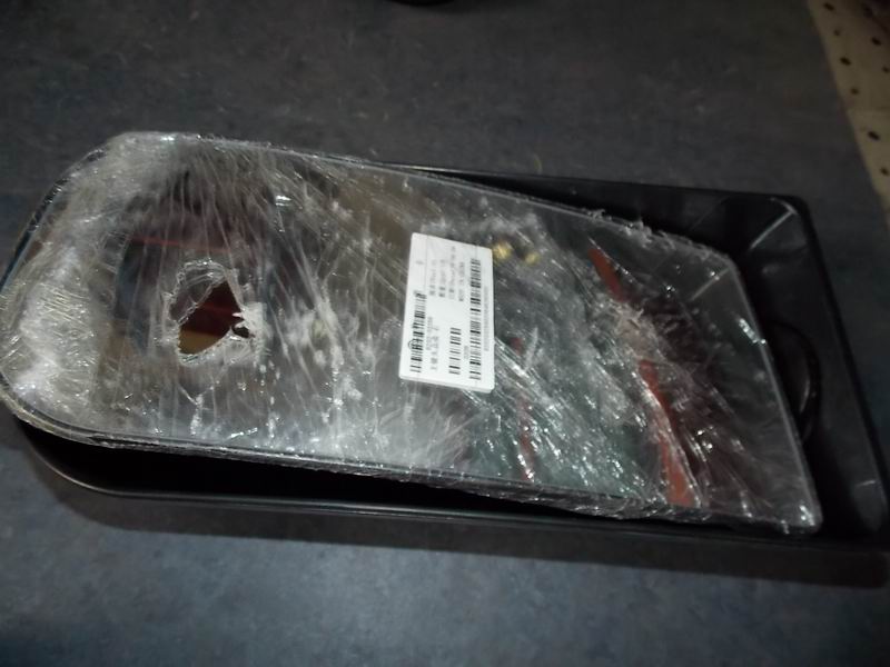 Main lens assembly-right