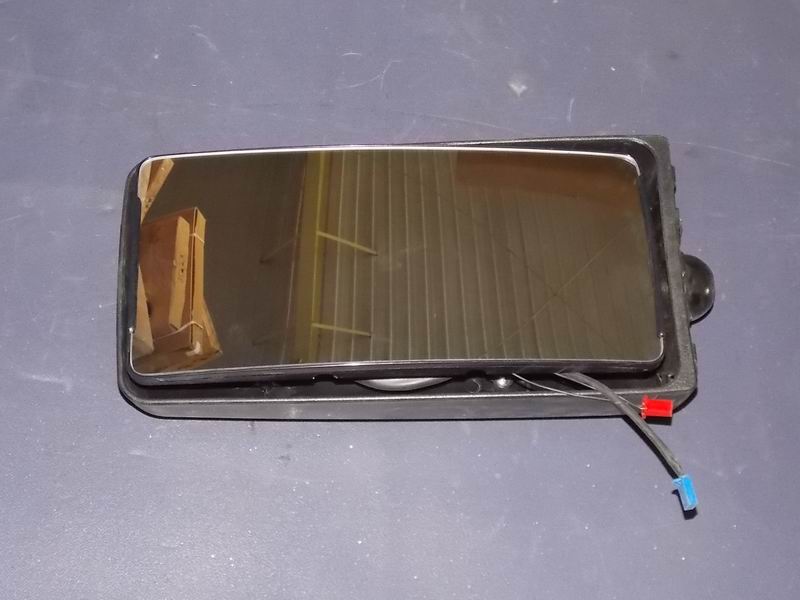 Основная линза в сборе справа