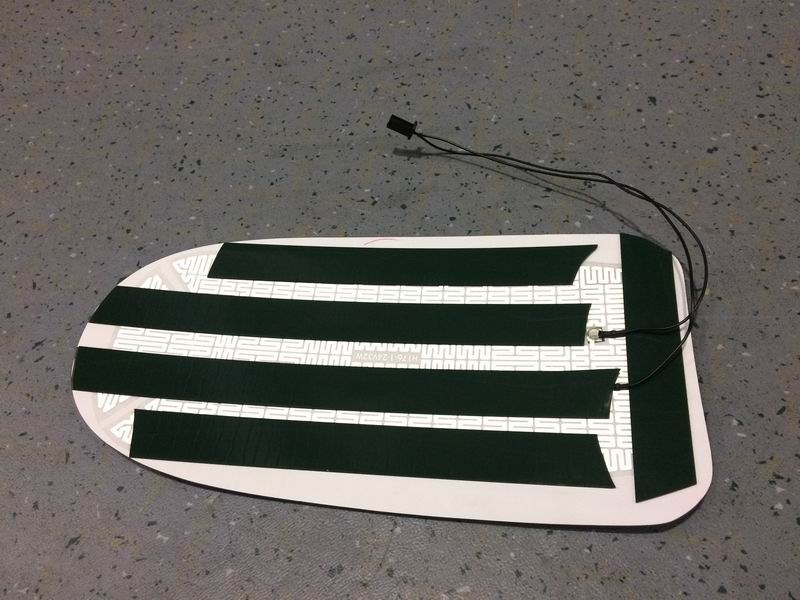 Линза главного зеркала и блок размораживания — слева; 380 * 195