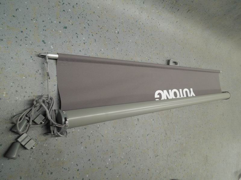 Солнцезащитная шторка на лобовом стекле, 6122 , двойной полу/ручной/рельсовый, за рубежом-1