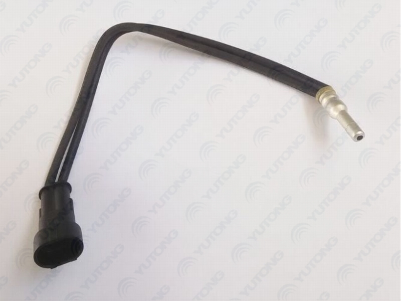 Quick plug-in initiation device-2