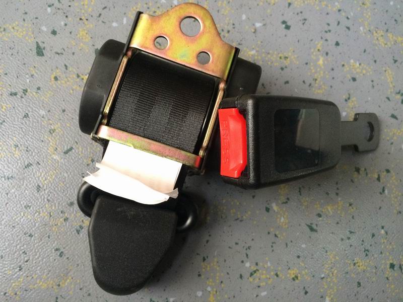 Two-point roll-up black seat belt-1
