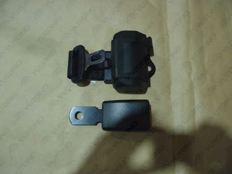 Two-point roll-up black seat belt-1