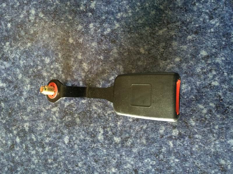 Three-point roll-up black seat belt