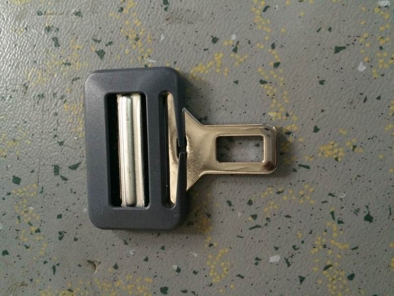 Locking tongue end-1