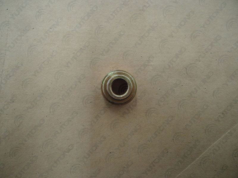 YTF032 seat belt fixing bushing-table width 2.8-1