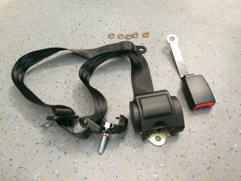 Трехточечный ремень безопасности черного цвета (шкив)-2