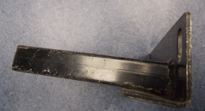 Steering pipe column bracket, welding, Dongfeng 153-2