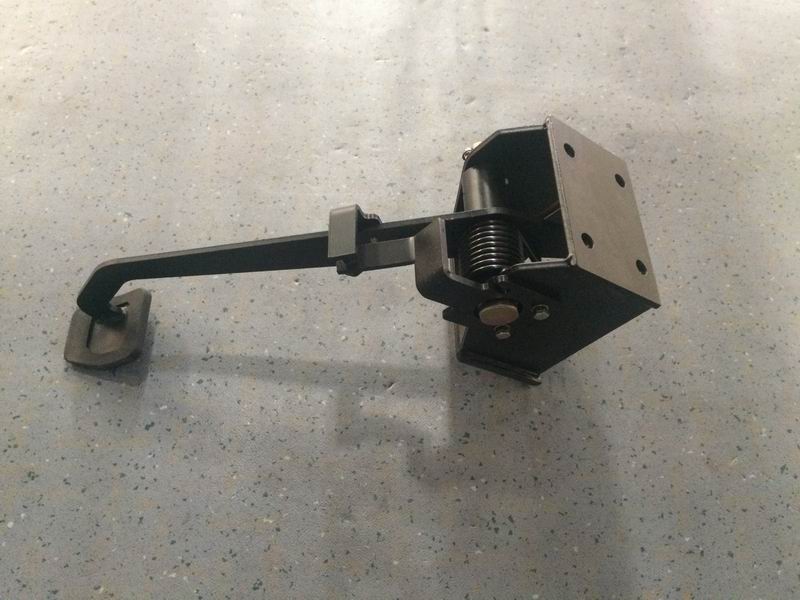 Pedal mechanism assembly, brake pedal (oil brake)