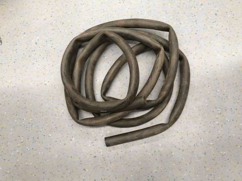 Molded straight hose, Φ25, L=5000, EPDM black rubber