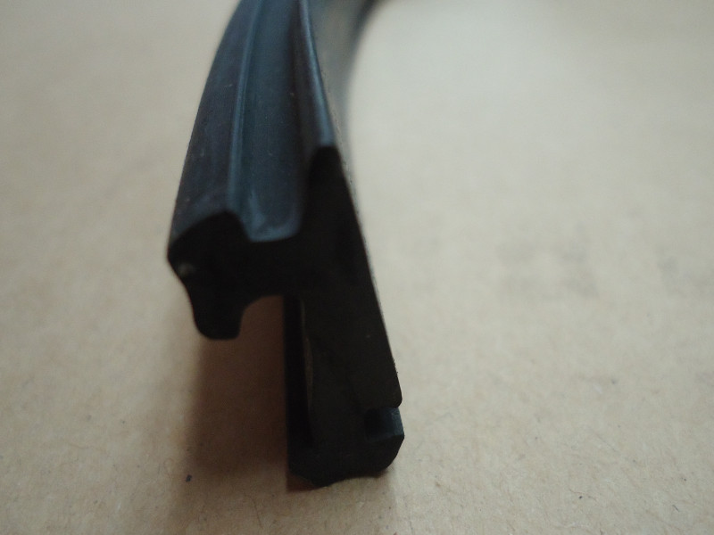 Rubber hinge connector (Ethylene and C)-1