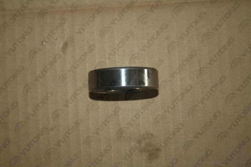 Deep groove ball bearing 60205