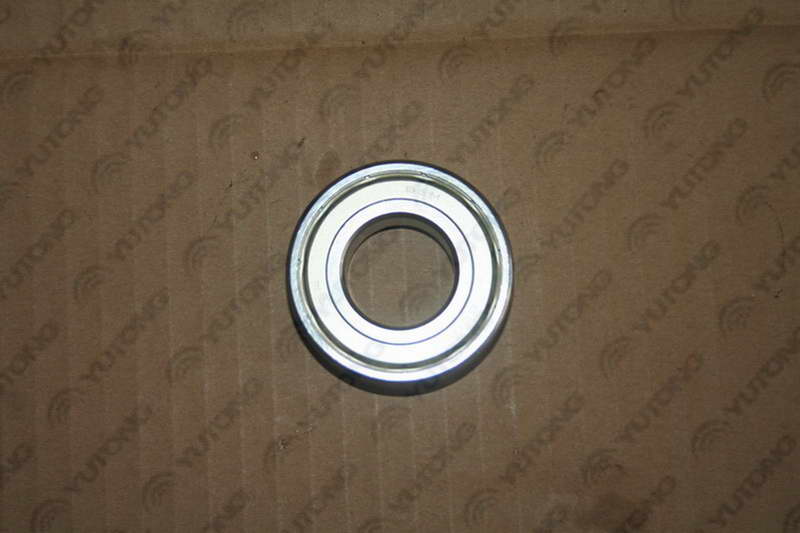 Deep groove ball bearing 60205-1