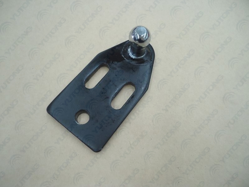 Гнездо для крепления дверной оси (шаровой штифт)