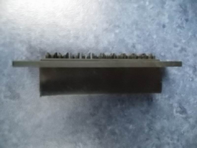 Ten-way fuse box assembly (including lid, bracket)