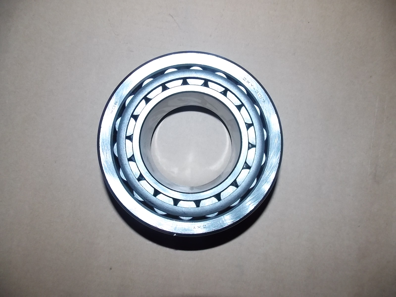 Tapered roller bearing, hub inner bearing, 130*70*57-1