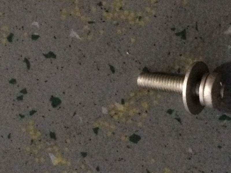 Винты с крестообразным шлицем, эластичные прокладки, большая шайба в сборе; М6* 25