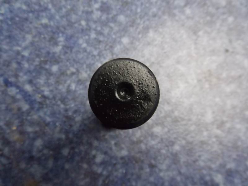 Wheel bolts, M22*1.5*104, 10.9, knurled-1