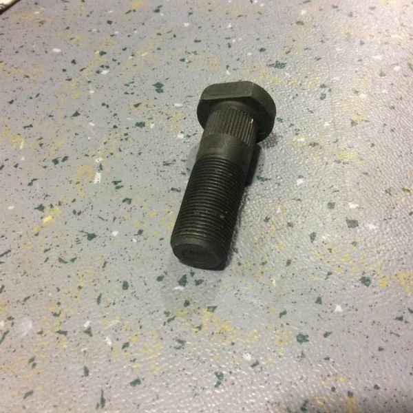 Wheel bolts, M22*1.5*68, 10.9, cut edges + knurled-1