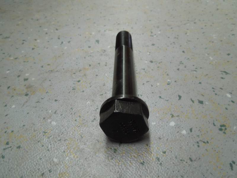 Болт с шестигранной головкой М 20 *1,5* 130-1