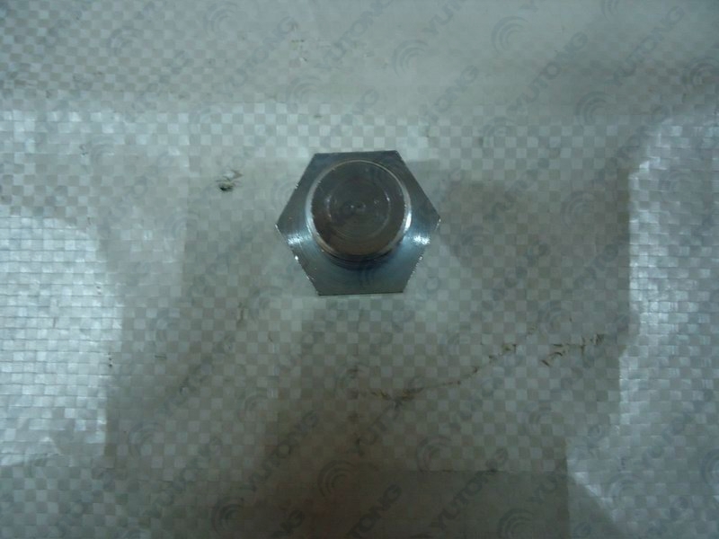 Винтовая пробка; М 18X1 .5