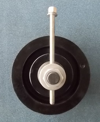 Air conditioner tightening wheel