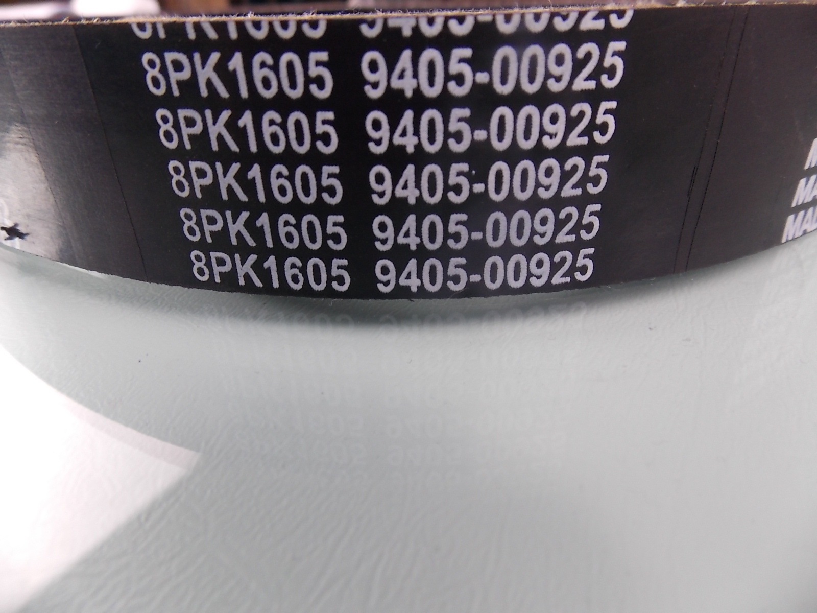 Multi-wedge belt 8PK 1605mm-1