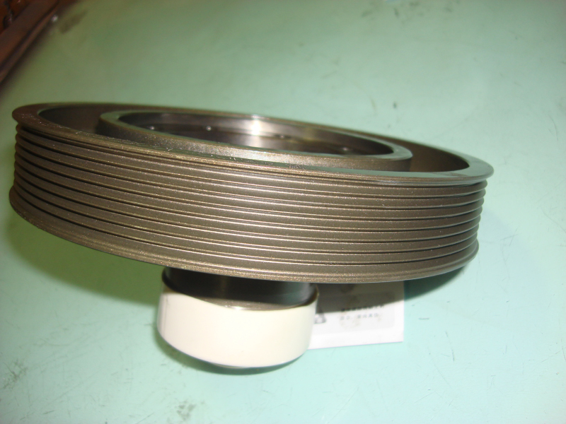 Vibration damping pulley; can be replaced by 9405-01617-1