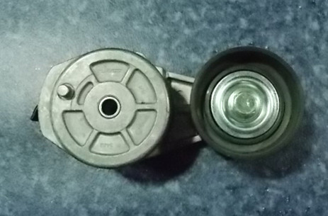 Automatic tension wheel