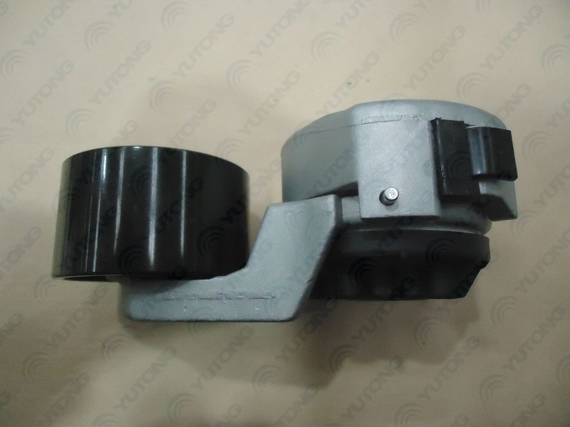 Belt tightening wheel