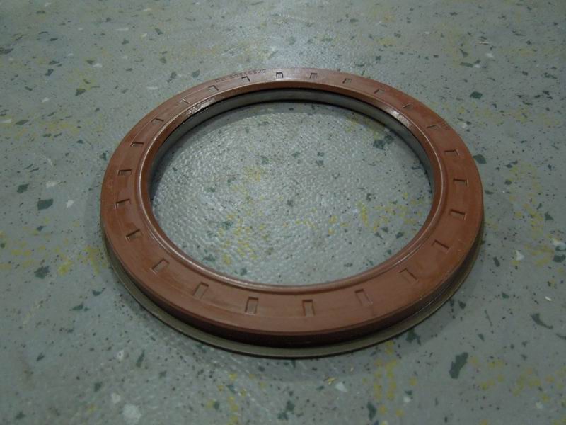 Front wheel hub oil seal (4.5T/115*8.2/inner lip)-1