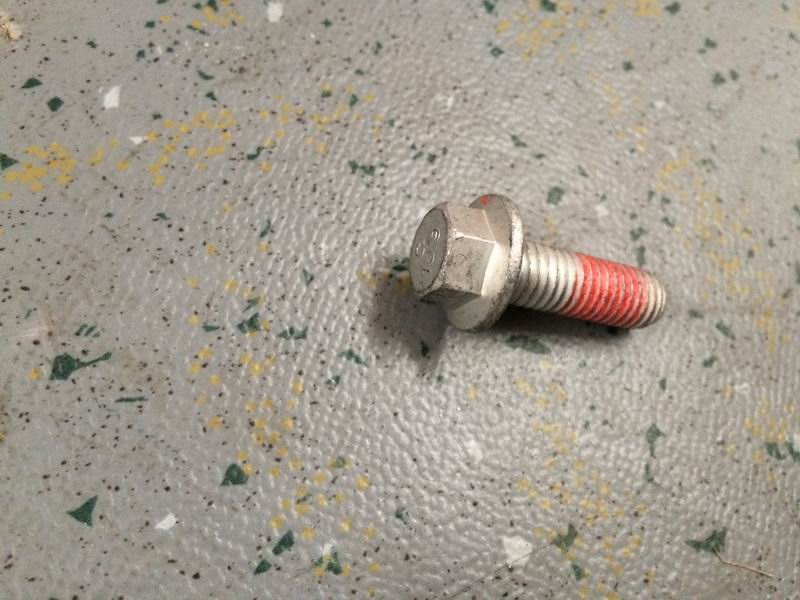 Гексагональная фланцевая поверхность с зубчатыми болтами, M10*30