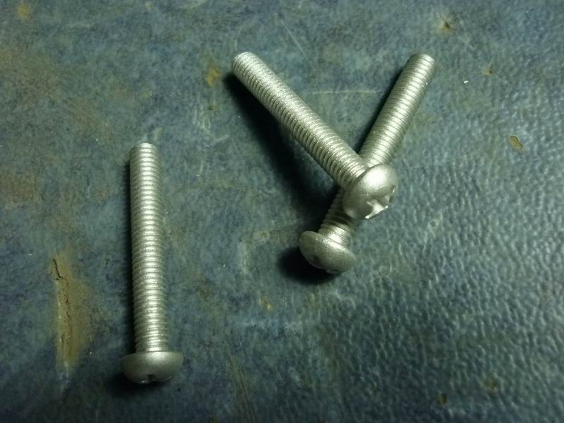 Cross slot disc head screw, M6*40, Dacro